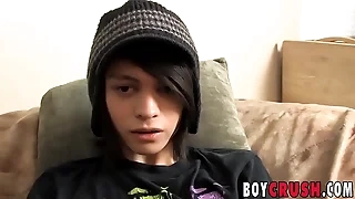 Gorgeous twink tugging and cumming at one's disposal sex interview